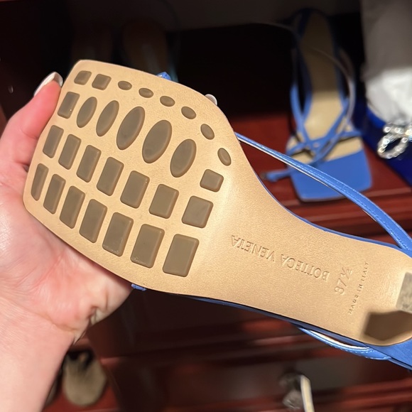 Bottega heel never worn - Picture 4 of 4